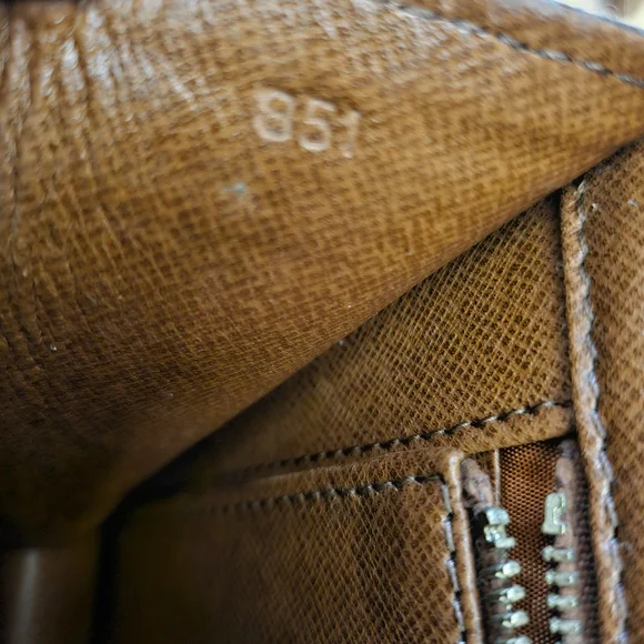 Louis Vuitton Cognac and Dark Brown Wallet - Picture 12 of 16